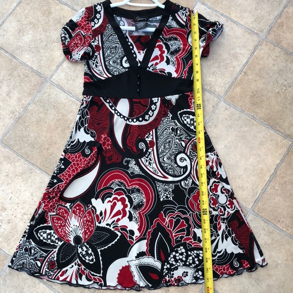 Speechless short sleeve vneck dress - Picture 8 of 11